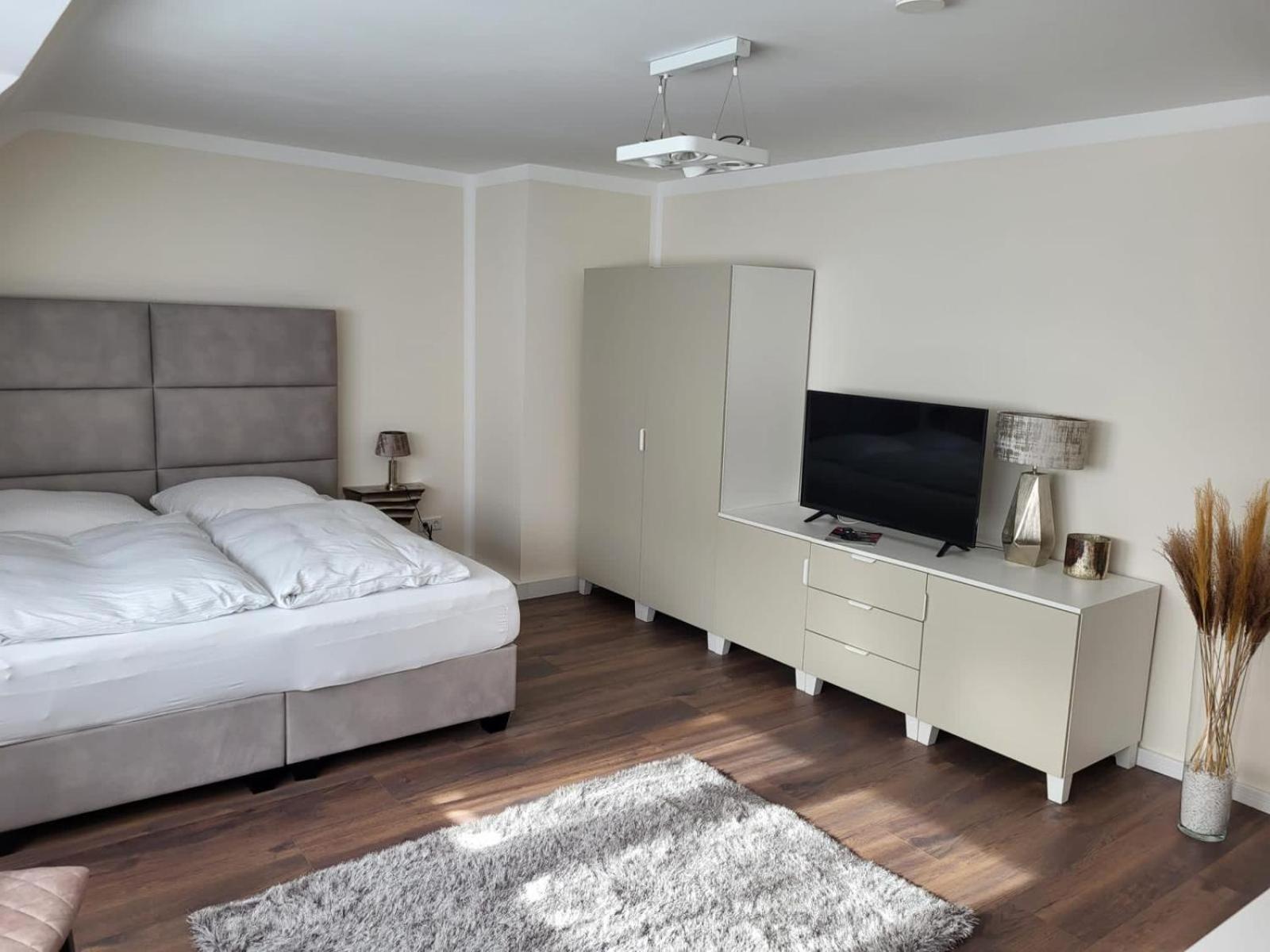 City Apartments Крефельд Экстерьер фото